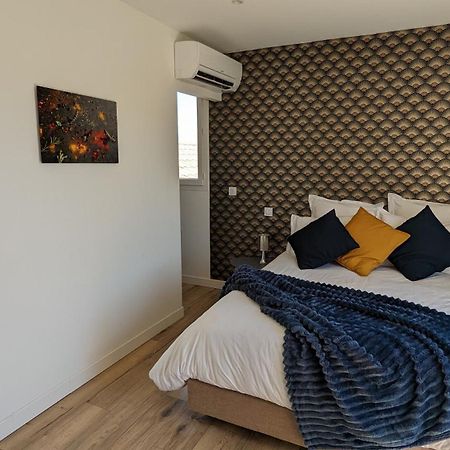 Chambre L A Tavel Exteriör bild